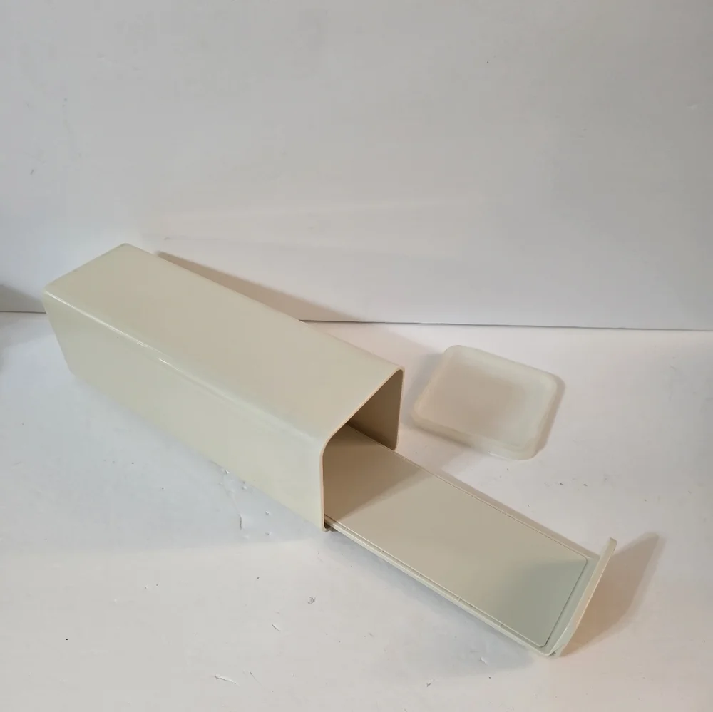 Tupperware Cheese Block Keeper